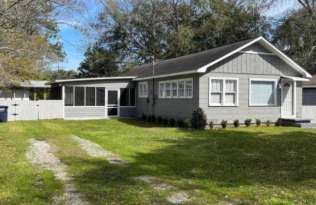 1509 Bowen Avenue Gallery 3