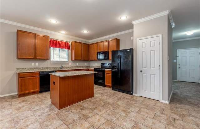 2233 Bernese Lane Gallery 4