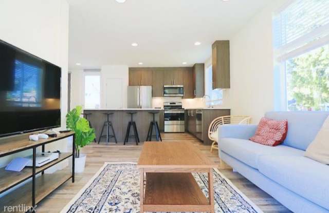 5634 University Way NE - 5634 University Way Northeast, Seattle, WA 98105