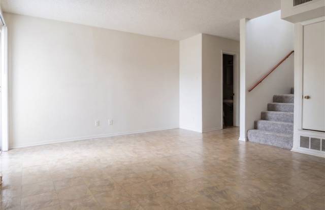 2210 Cascade Drive Gallery 4