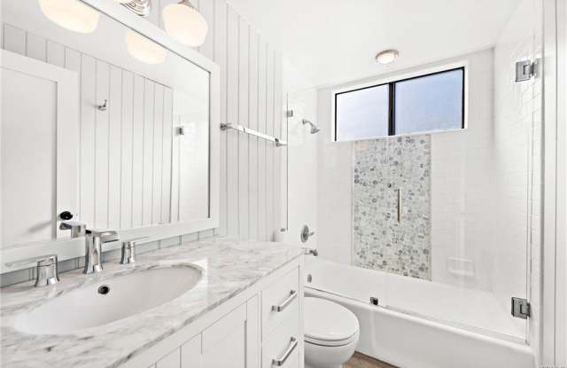 421 Orchid Avenue - 421 Orchid Avenue, Newport Beach, CA 92625