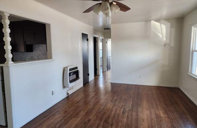 1017 South Holly Drive Gallery 2
