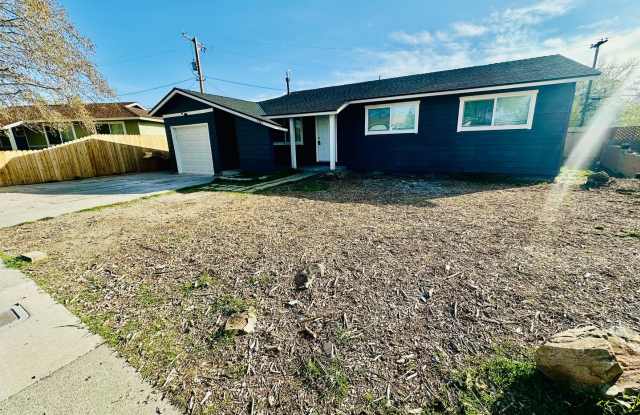 3221 Downey Ave photos photos
