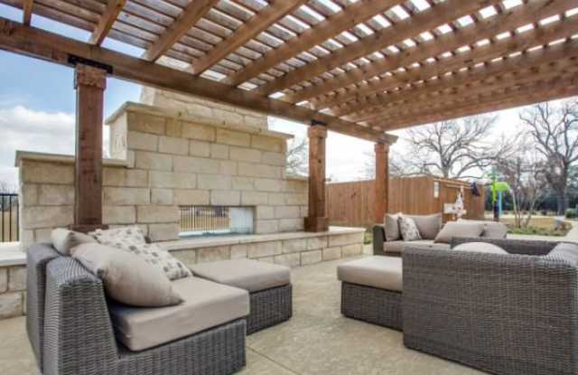 10564 Lakeline Mall Dr Gallery 2