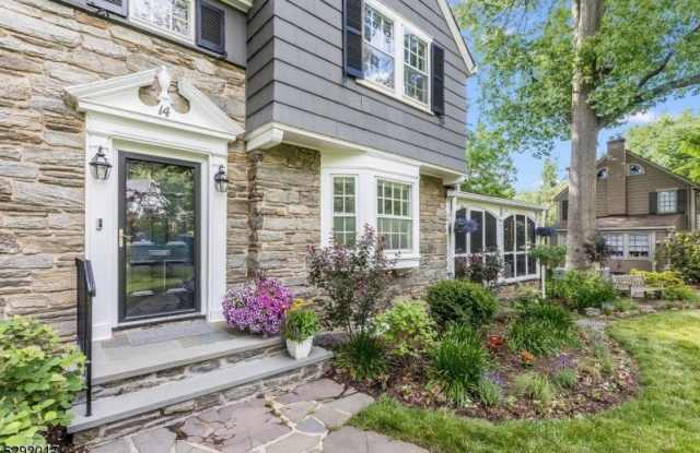 14 South Cres Gallery 4