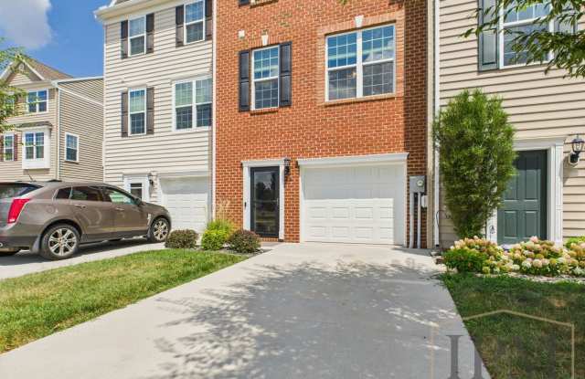 Coming Soon- Modern 3 Bedroom, 2.5 Bath Townhome- Located in Gettysburg. photos photos