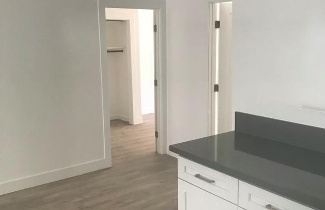 957-961 North Vendome Street photos photos