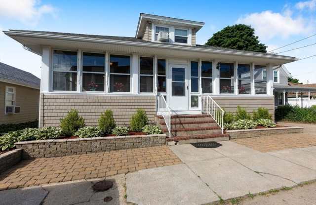 13 5th St - 13 5th Street, Onset, MA 02558