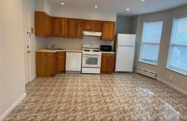 43 S Willow Street 4 photos photos