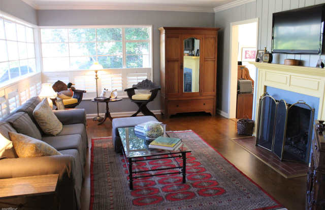 1058 Inverness Dr Gallery 3