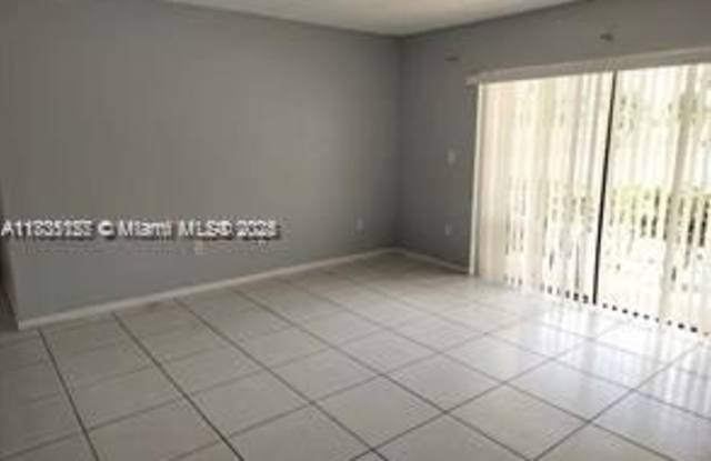 17650 NW 68th Ave photos photos