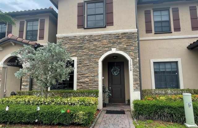 11538 SW 248th Ter photos photos