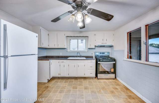 1020 Farber Court Gallery 4