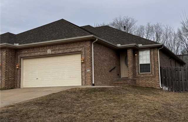 6314 W Copper Ridge Ln - 6314 West Copper Ridge Lane, Fayetteville, AR 72704 6314 W Copper Ridge Ln - 6314 West Copper Ridge Lane, Fayetteville, AR 72704