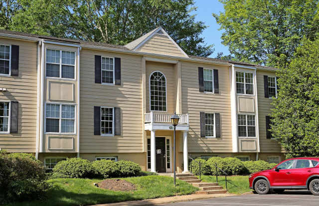 Pet-Friendly Villas at Southern Ridge Apartment photos photos