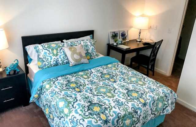 The Suites at Port Warwick photos photos