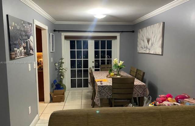 19319 Northwest 54th Court photos photos 19319 Northwest 54th Court photos photos