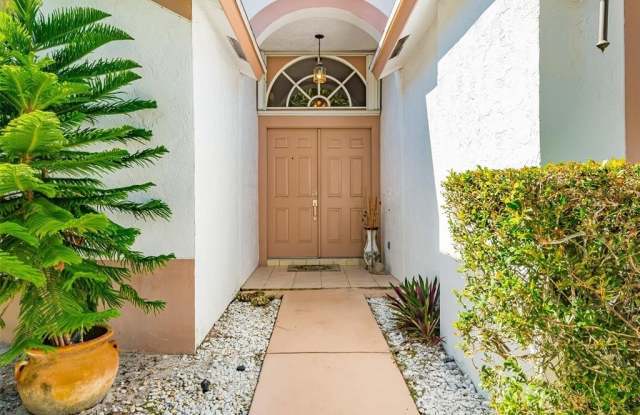 140 Paddock Ln Gallery 2