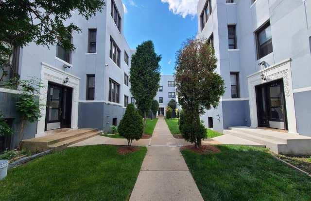 4212 N Pulaski Road photos photos