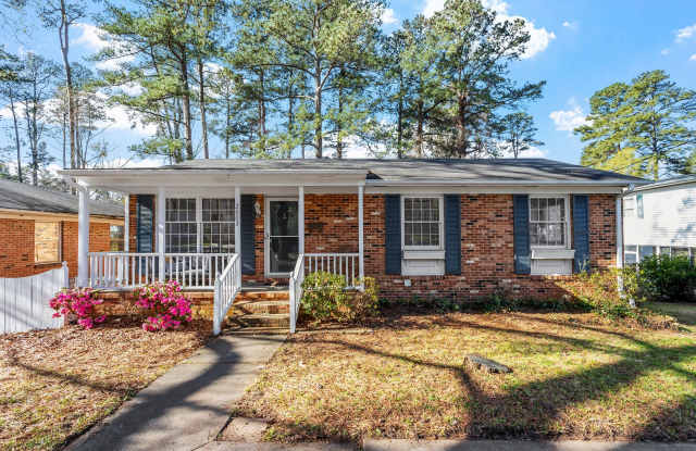Charming 3 Bed, 2 Bath on Ward Street, Close to Universities photos photos