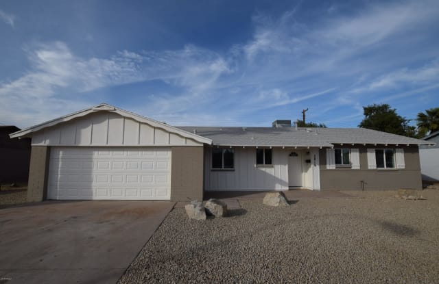 3816 W GLENDALE Avenue - 3816 West Glendale Avenue, Phoenix, AZ 85051