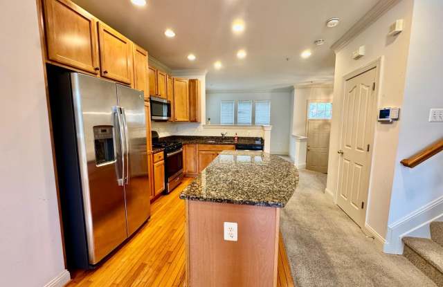 23517 GARDENSIDE Place Gallery 4