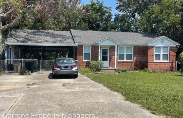 1030 E Maxwell Street - 1030 East Maxwell Street, Pensacola, FL 32503