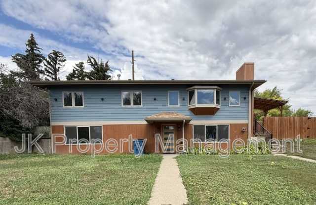 105 Riverview Dr W photos photos