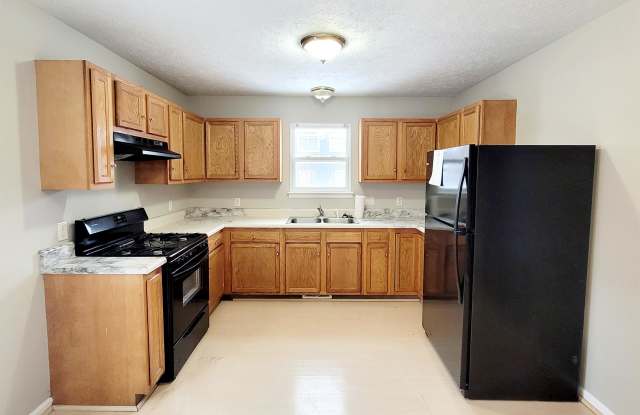 730 Bates Street Southeast - 730 Bates Street Southeast, Grand Rapids, MI 49503 730 Bates Street Southeast - 730 Bates Street Southeast, Grand Rapids, MI 49503