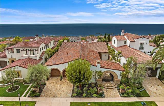 28 Cliffhouse Bluff - 28 Cliffhouse Bluff, Newport Beach, CA 92657