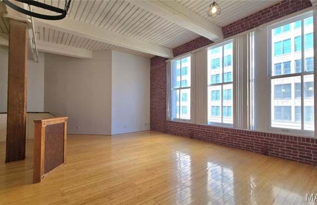 1300 Washington Avenue Gallery 2