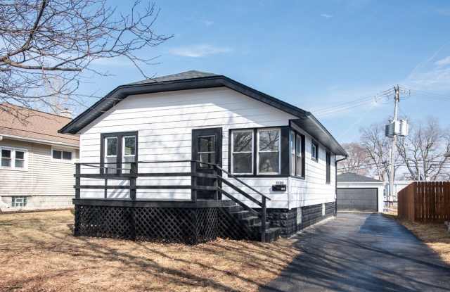 1520 N Prairie Avenue photos photos