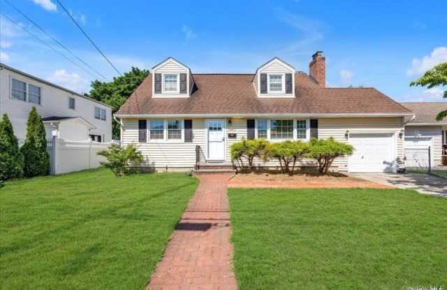 1002 Eglon Court Gallery 1