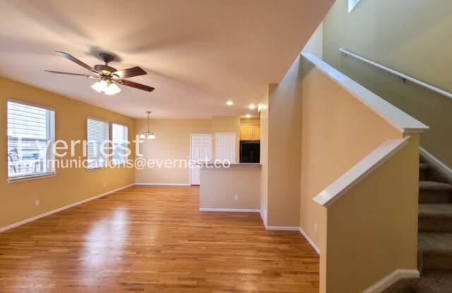 8964 East 29th Place Gallery 4