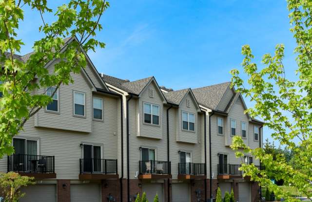 Encore Townhomes II Gallery 4