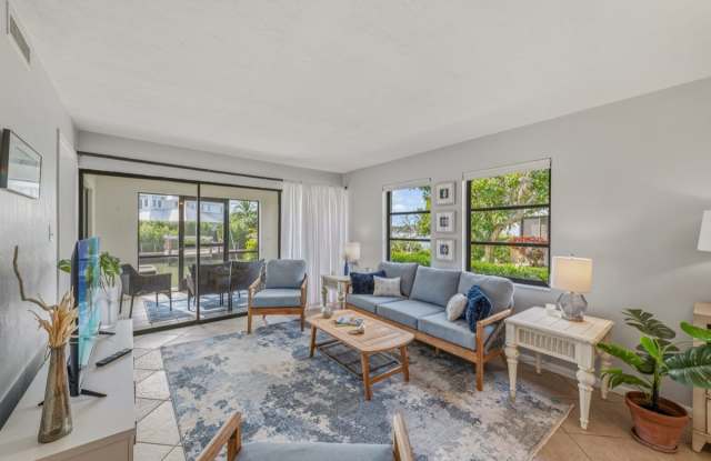 1330 Chesapeake Avenue - 1330 Chesapeake Avenue, Naples, FL 34102