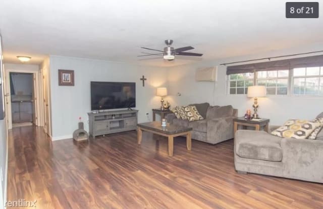 2 Williamsburg Ct - 2 Williamsburg Court, Worcester County, MA 01545