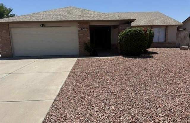 7237 W Sunnyside Drive photos photos