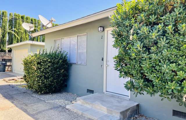 3108 West Walnut Avenue photos photos