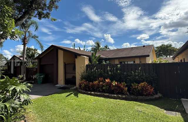11754 SW 133rd Ct photos photos