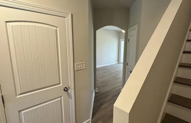 The Colony at Towne Pointe w/Garage  Roomy Newly Built  3 Bedroom 2.5 Baths! Gallery 4