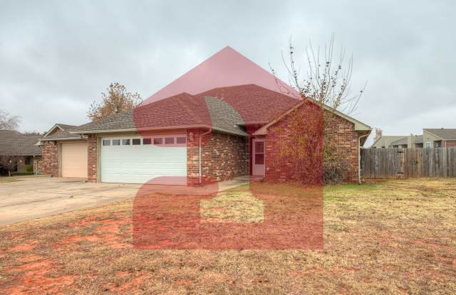 2711 Silvertree Drive Gallery 4