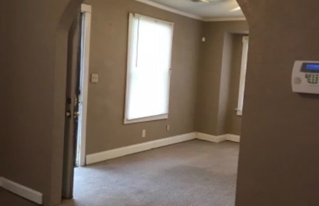 4034 E 68th St - 4034 East 68th Street, Kansas City, MO 64132
