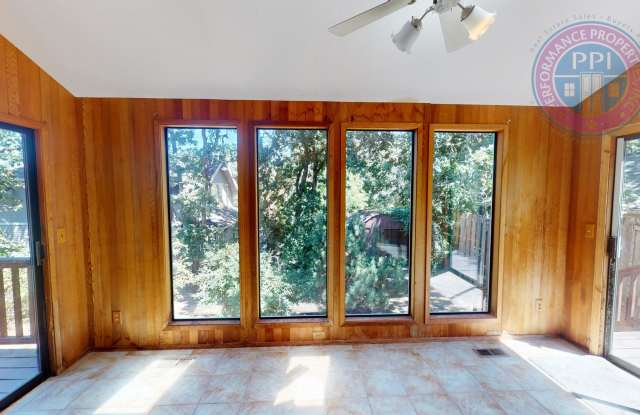 Prime West Linn Location - Walkable to High School, Market of Choice  Shopping photos photos
