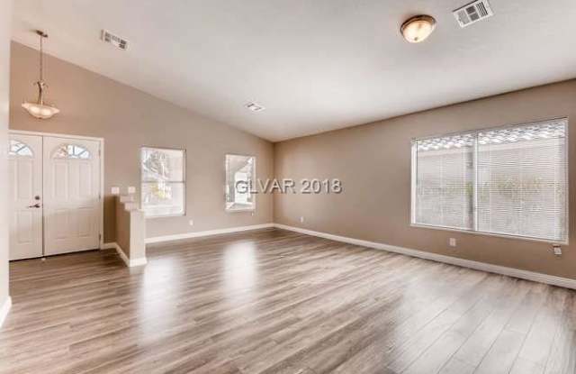 5311 DEBUT Court Gallery 3