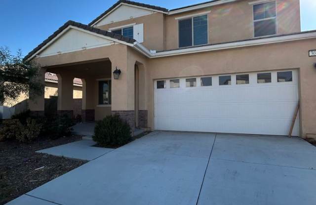 GORGEOUS HOME WITH SOLAR IN MCSWEENY FARMS! Gallery 2