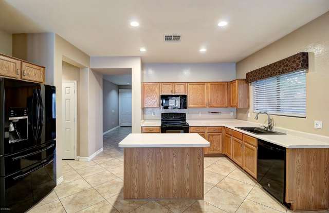 8212 W Joedad Terrace Gallery 4