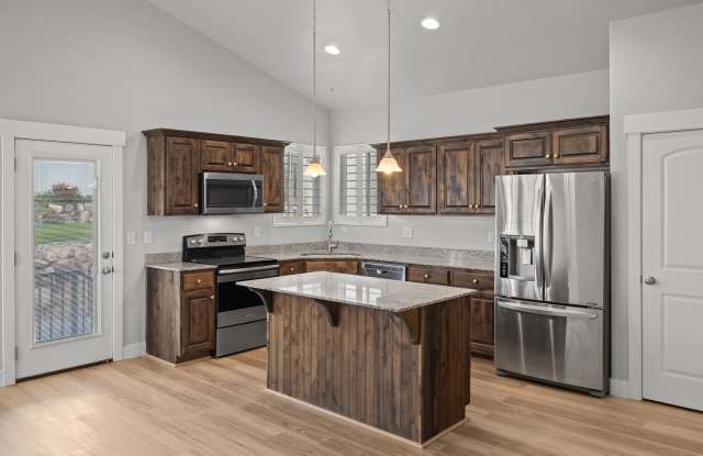 2 Bed / 2 Bath Brand-New Remodeled ADU for Rent in Eagle Mountain Gallery 4