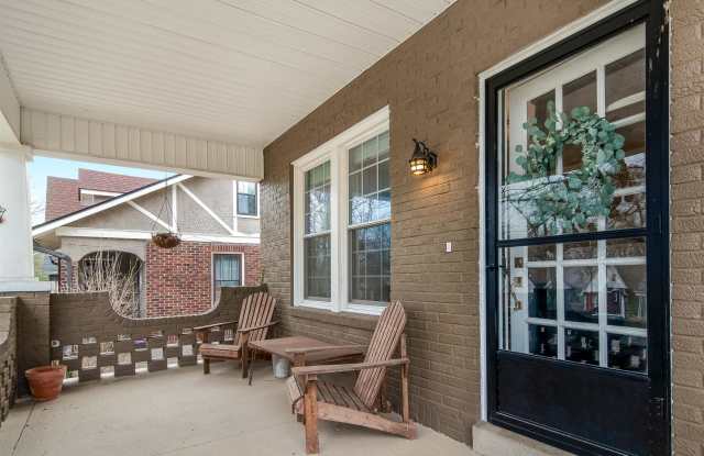 1304 Stratford Avenue Gallery 2