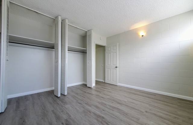 Available Now | Unfurnished 1 Bedroom, 1 Bath 2nd Floor Walk-up with 1 Assigned Parking Stall photos photos